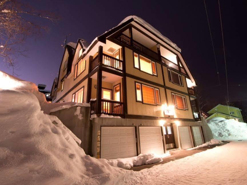 Kamakura Apartments Ōmagari Buitenkant foto